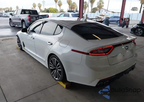 2019 Kia Stinger из США, поврежденный, VIN KNAE15LA2K6044258